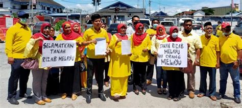 Dibayar gaji rm6,500 sebulan tipu pelaburan saham, judi 'online'. Putra dakwa tanah rizab Melayu dipindah milik - Utusan Digital