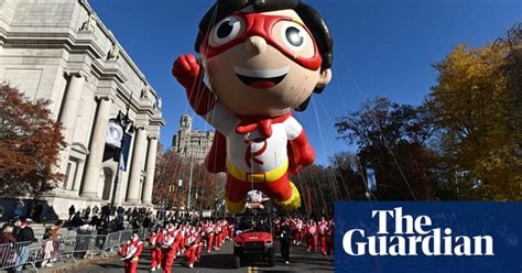 Us Thanksgiving Day Parade In New York In Pictures Guardian R