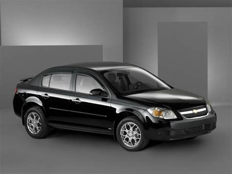 Chevrolet Cobalt фото моделей с 2004 года по наше время Vercity