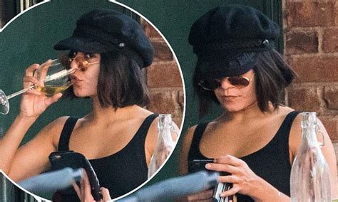 Vanessa Enjoys A Tipple During Solo Lunch In New York Daily Mail Online