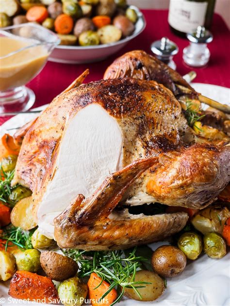 easy roast turkey with gravy sweet and savoury pursuits