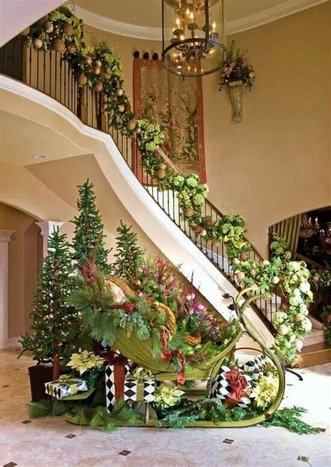 30 Beautiful Christmas Stairs Decoration Ideas Architecture And Design