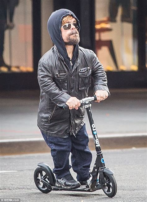A Need For Speed Game Of Thrones Star Peter Dinklage Whizzes Through New York On His Trendy