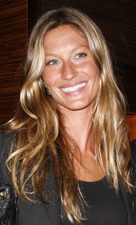 Home gisele bündchen 75+ hot pictures of gisele bündchen prove that she is a true. 155 best Very long layered haircuts feat. Side swept bangs ...