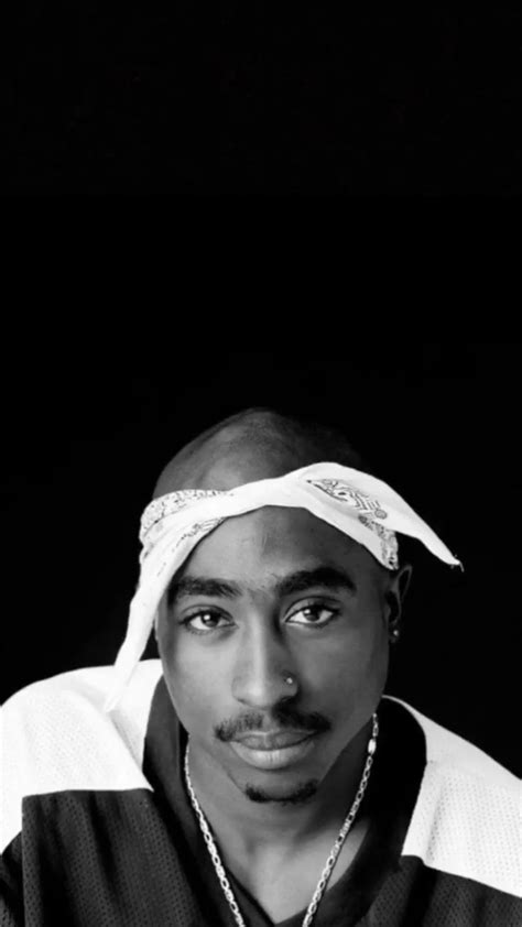 Black And White With Images Tupac Pictures Tupac Tupac