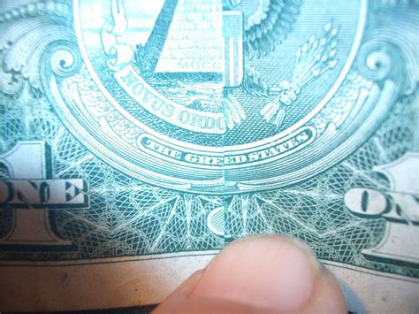 Folded Dollar Bill Hides Sneaky Secret Rfunny