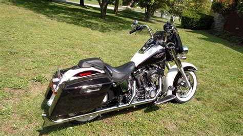 Authentic heritage and custom soul meet modern edge and technology, for a ride unlike anything you've felt before. 2011 Softail Deluxe - Harley Davidson Forums
