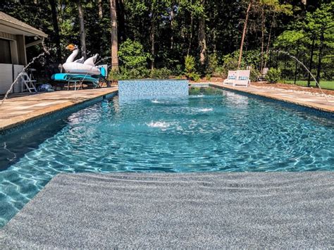 Gorgeous Glass Tile 360 Spillover Spa And Lap Pool Clásico Piscina