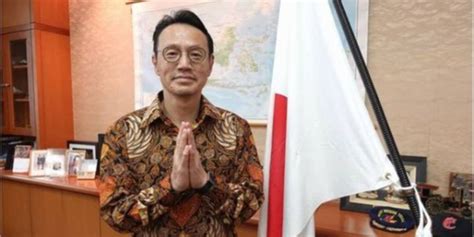 Japans Instafamous Ambassador Aims To Regain Clout In Jakarta