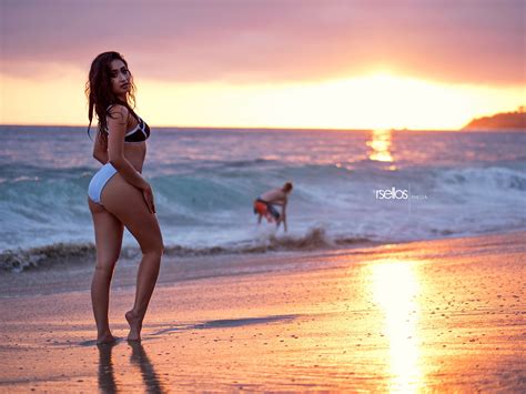 Wallpaper Bikini Tanned Ass Sunset Sea Depth Of Field Wet Hair Water Drops Women