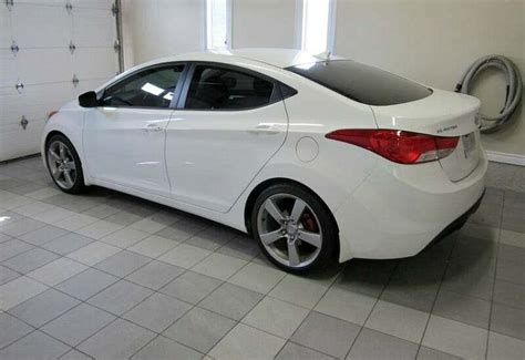 Garage home flooring & tiles. The Benefits of Porcelain Garage Floor Tile | All Garage ...