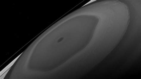 Nasas Cassini Views The North Pole Of Saturn