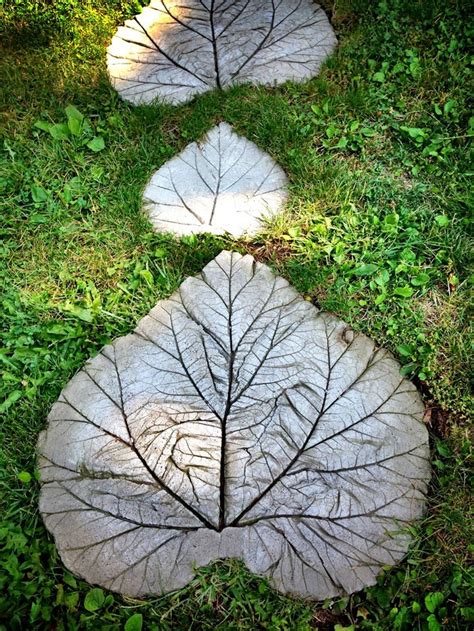 Die trittsteine vergeben ihrem garten ein ordentliches und vollendetes bild. Trittsteine- Gartengestaltung Ideen rund um die Gartenwege