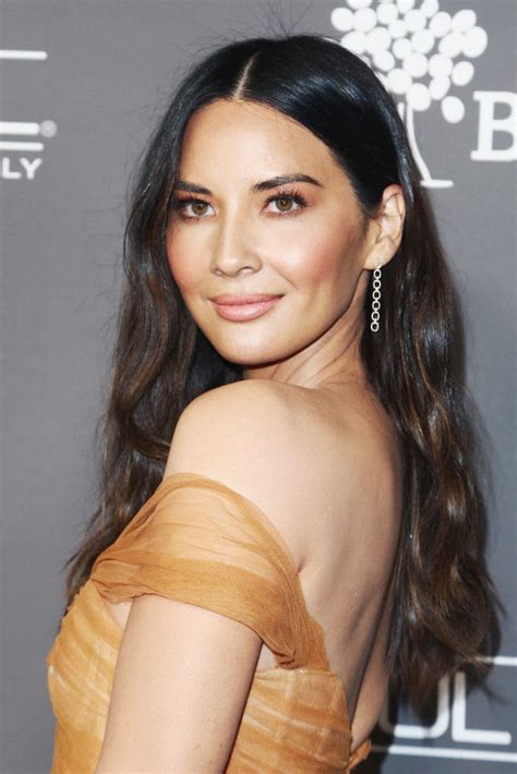 July 3, 1980) is an american comedic actress, model, television personality and author. Olivia Munn | Doblaje Wiki | FANDOM powered by Wikia