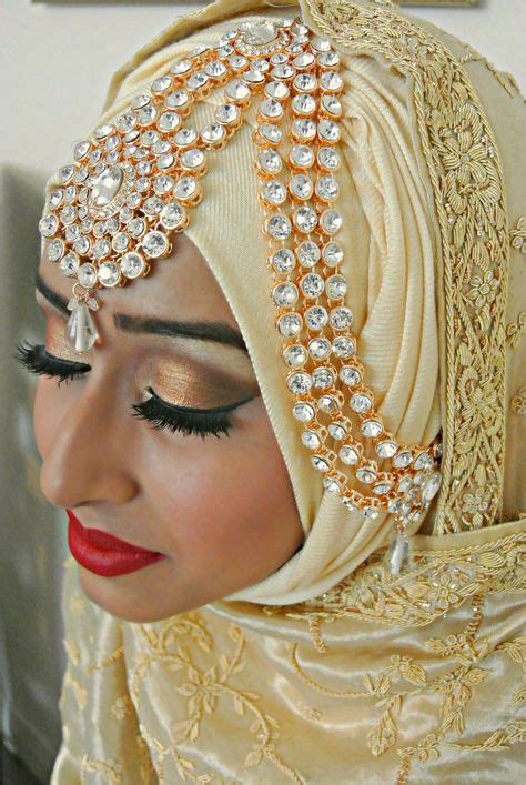 Love This Blinged Out Headpiece Wedding Hijab Styles Wedding Hijab