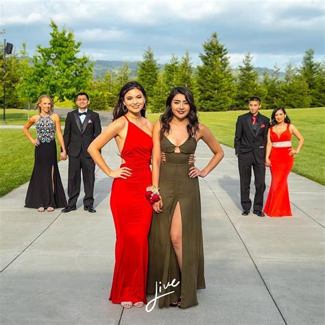 15 Best Prom Poses Creative Ideas For Prom Pictures With Your Besties