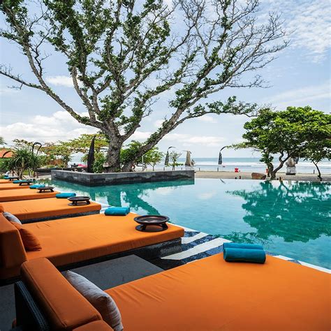 The Best Beach Clubs In Bali 2021 By The Asia Collective Beach Club Bali Finns Beach Club