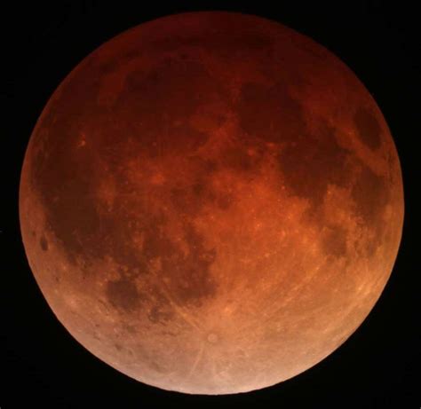 Theres An Impossible Lunar Eclipse Happening This Week Business