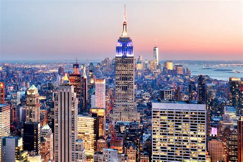 Im fall von new york empfiehlt skyscanner einen buchungsvorlauf von mindestens 18 wochen, wobei die sechste und achte woche vor abflug besonders preiswert sei. New York: Günstige Flüge zum Big Apple und hilfreiche ...