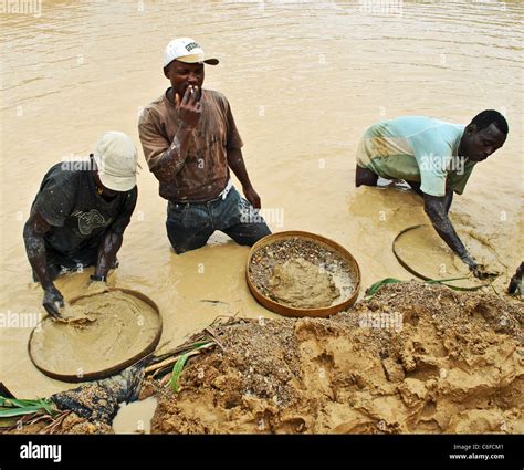 Lexploitation Des Mines De Diamants En Sierra Leone Kono Photo Stock