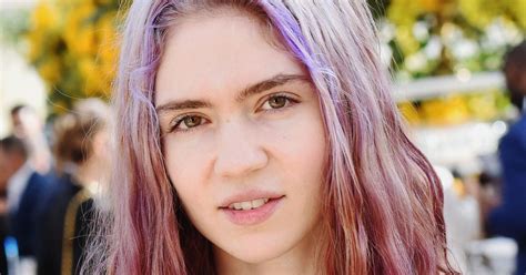 Claire elise boucher (born march 17th, 1988), better known by her stage persona and character grimes, is a canadian singer, songwriter, musician, producer, artist and music video director. Grimes's Skin-Care Routine Is Surprisingly Normal