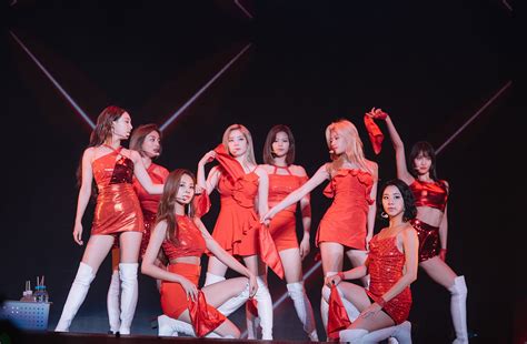 190722 Twice In Red Rtwice