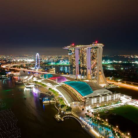 One hour from changi airport by mrt; Marina Bay Sands lightshow, Singapore!! - Facts Pod