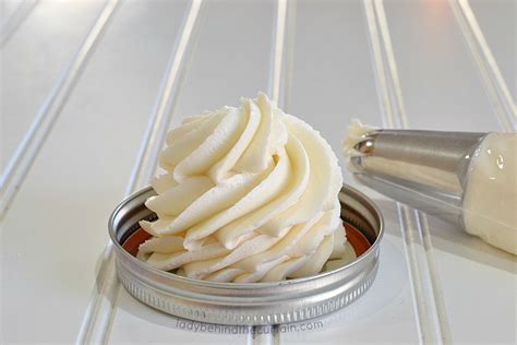 Vanilla Butter Frosting | Recipe (With images) | Butter frosting, Frosting, Homemade frosting