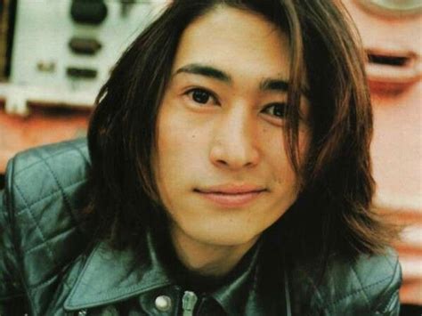 #yosuke kubozuka #窪塚洋介 #ollie magazine # hoop earrings yosuke is a+ . 「若い頃の窪塚洋介の凶器のような美しさが好き」おしゃれ ...
