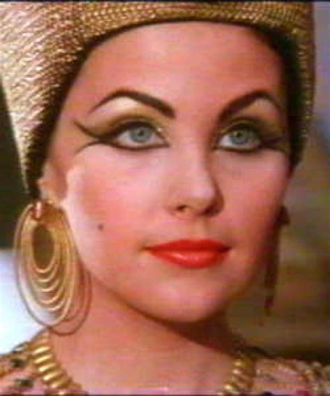 Cleopatra Who2