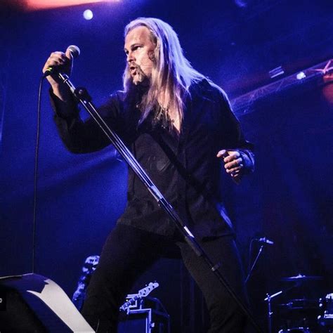 He is known for his work with the bands ark, beyond twilight, millenium, vagabond, the snakes. Jorn : chroniques, biographie, infos | Metalorgie