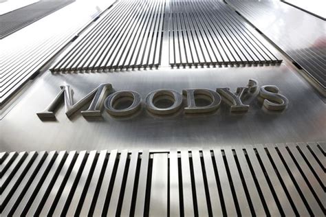 Investors are looking for ways to generate positive investment outcomes and impact, while managing financial risks and returns. Moody's confirme la surveillance négative de la note ...