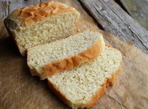 The Cutting Edge Of Ordinary Hot Bread