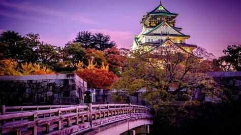 Osaka Castle At Fall Wallpaper Backiee