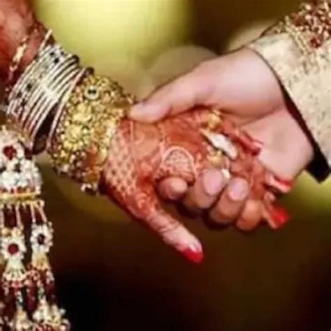 Shocking شادی کی پہلی ہی رات دولہے کو خوش کرنے کیلئے دلہن نے جوش میں کرڈالا ایسا کام News18 اردو