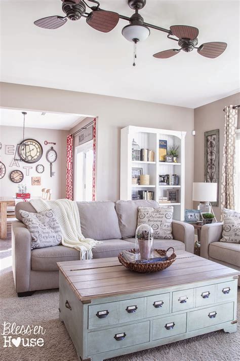 It is a modern, inspiring and diverse interior decor brand. Inspire Me Home Decor - Zion Star