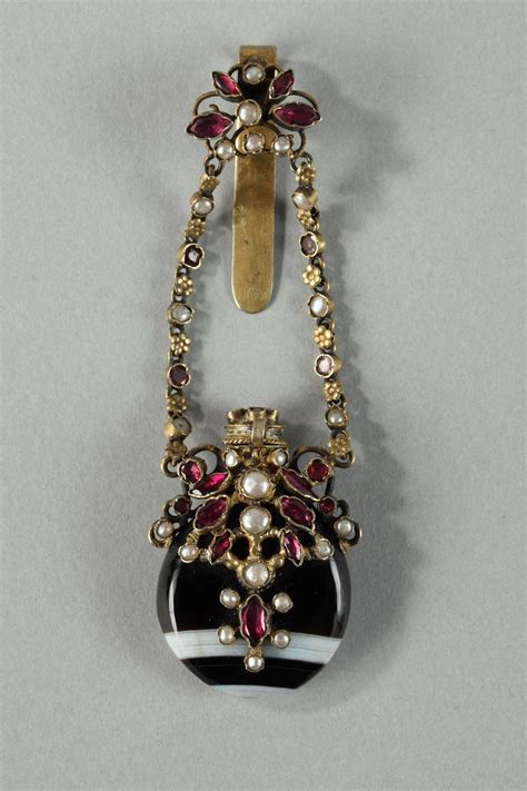 Silver Chatelaine With Agate And Gemstones Late 19th Century Work Galerie Ouaiss Antiquités