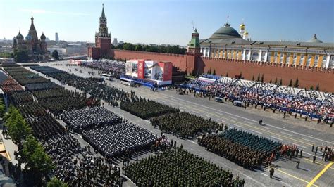 Russia Holds World War Two Victory Parade In Coronavirus Shadow Bbc News