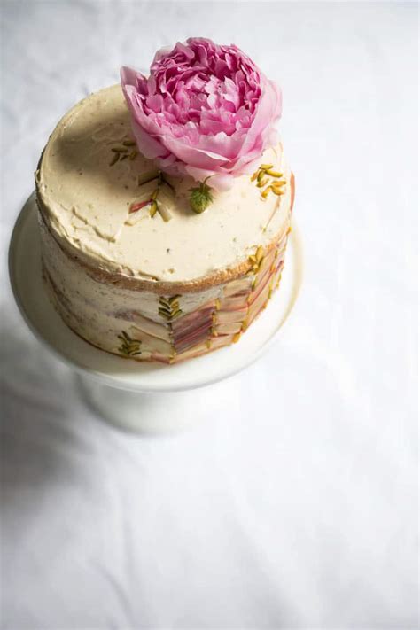 Edible Flower Cakes Let You Enjoy Beautiful Blooms In Sight And Taste