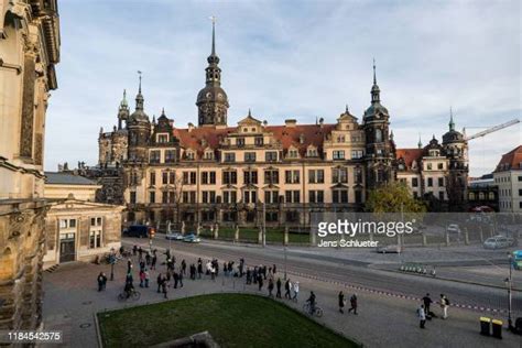 Residenzschloss Dresden Photos And Premium High Res Pictures Getty Images