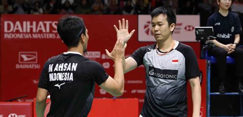 Skuad garuda pun terpaksa tertinggal lebih dulu pada namun, wasit bergeming. Hasil Thailand Open 2021: Ahsan/Hendra Menangi Derby ...