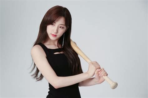 Similar apps to 문피아 웹소설. 우주소녀 은서 때론 상큼하게, 때론 섹시하게 - 문피아 광고화보 ...