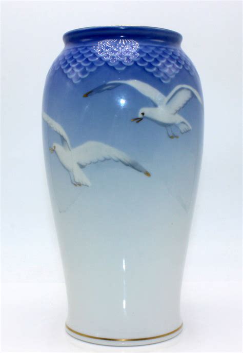 bing and grondahl copenhagen porcelain vase