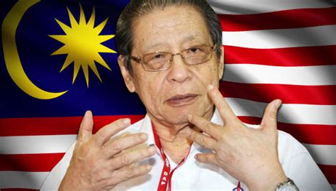 Lim kit siang says learning jawi calligraphy did not make him less chinese. Kit Siang: I never wanted to become PM | Free Malaysia Today