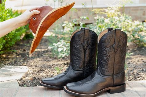 What Are Roper Boots How They Differ From Cowboy Boots