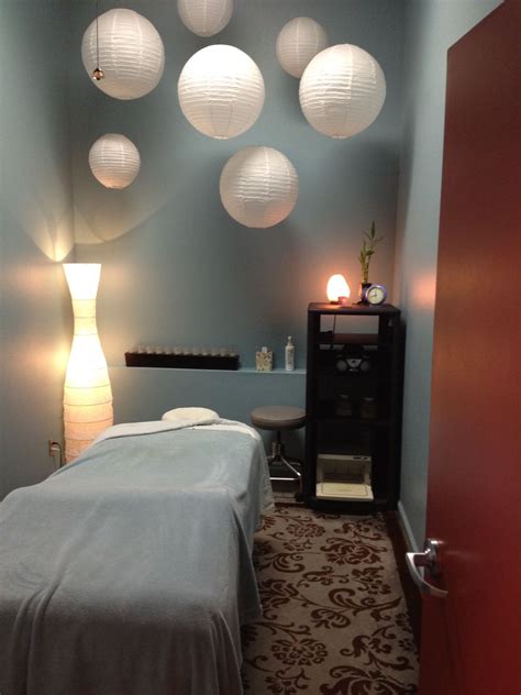Massage Room For Rent Bestroom One