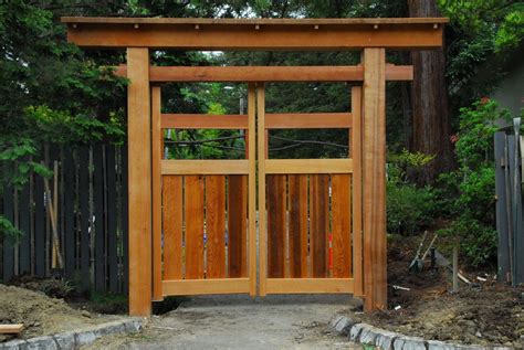 Free diy wood gate plans. Japanese Garden Gate Project I - 2009/05/31 (With images ...