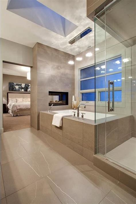 Modern Master Bedroom With Bathroom Design