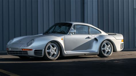 1987 Porsche 959 One Of Porsches First Supercars Heads To Auction