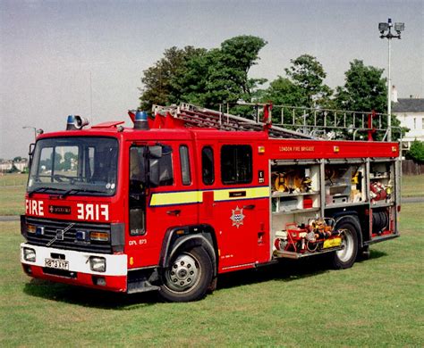 Big Red Fire Engine in service with the London Fire Brigade. | Fire engine, Fire trucks, Fire 